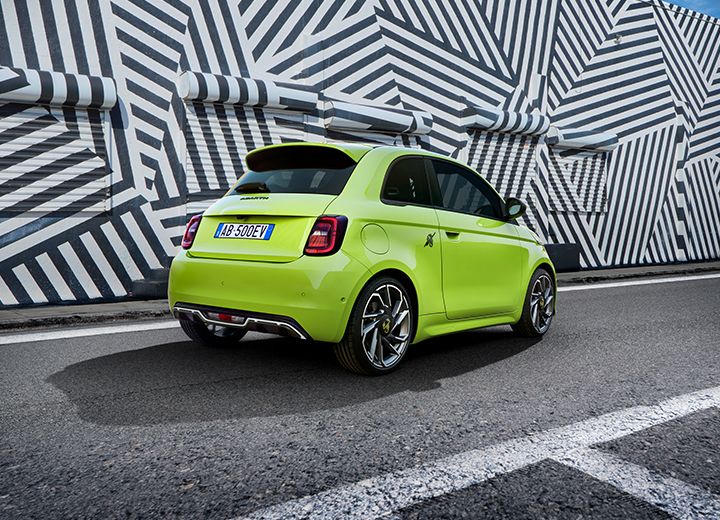 Guia do Automóvel  A Abarth torna-se elétrica mas com o mesmo som